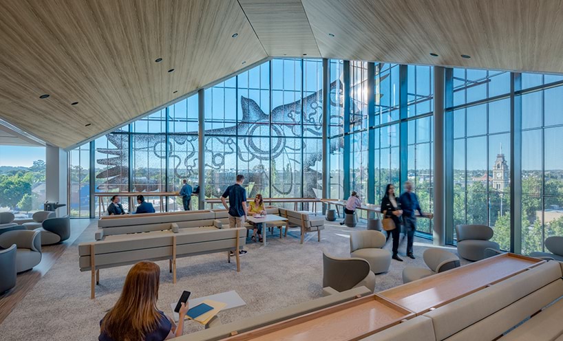 A digitised image of Bunjil artwork as seen from the interior of the Bendigo Law Courts